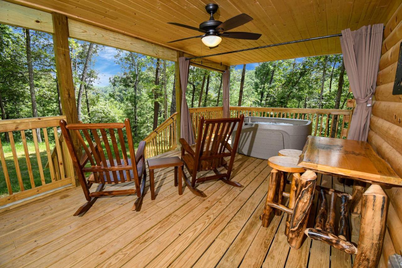Gatlinburg - Honeymoon Hideaway Exterior foto